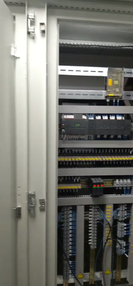 变频自动控制柜调试